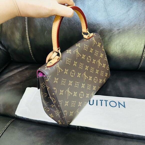 Louis Vuitton Cluny BB with Added Strap - Picture 7 of 16
